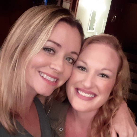 Meet your Posher, Lydia - Picture 1 of 1